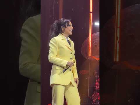 Ebru Gündeş İyi ki Doğmuşum #konser #ebrugündeş #shorts #shortvideo 