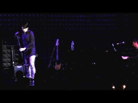 Joseph Keckler - Tori Amos cover - Blood Roses - Raisin Girl Tribute HD