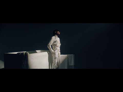 whiterosemoxie - applause [Official Video]