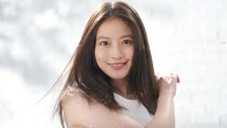 今田美桜、白ノースリーブですらり腕出し　美髪なびかせ笑顔！　パンテーン新CM「パンテーンサロンチェア篇」