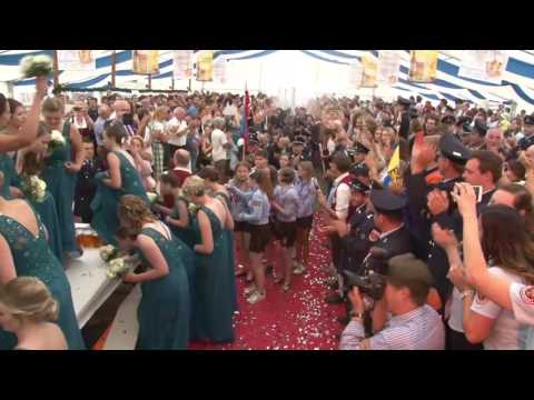 Einzug Festdamen Seligenporten