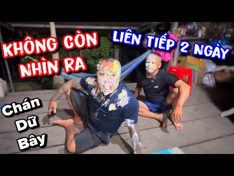 Thánh Xàm and Ku Đạt were constantly getting hit by Ku Vàng's attacks, to the point where their f...