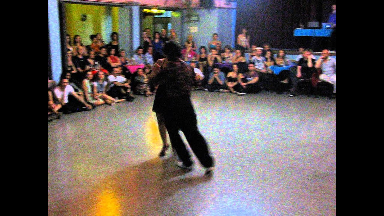 GASTÓN TORELLI y MOIRA CASTELLANO en Viva La Pepa Milonga (1/4)