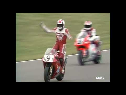 WSBK New Zealand. Fallappa versus Polen.