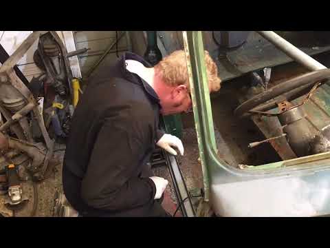 1964 Mk1 Mini Restoration S2 Ep19 - Floor Pan Replacement