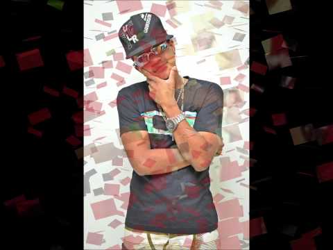 Mc Sapinha   Faz quadradinho e olha pra traz