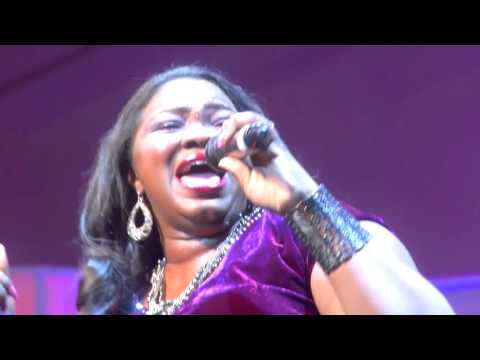 4 LAGOS COMMUNITY GOSPEL CHOIR  AND LARA GEORGE BEYOND MUSIC