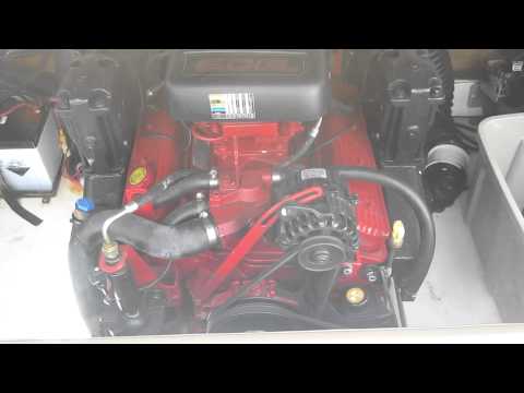 2005 glastron sx 195 running