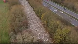 Güney İngiltere'de dökülen yüzlerce ton atık için 'ekolojik felaket' uyarısı