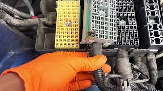 Diagnosing Bad Cooling Fan Relay 2005-2010 Ford Mustang