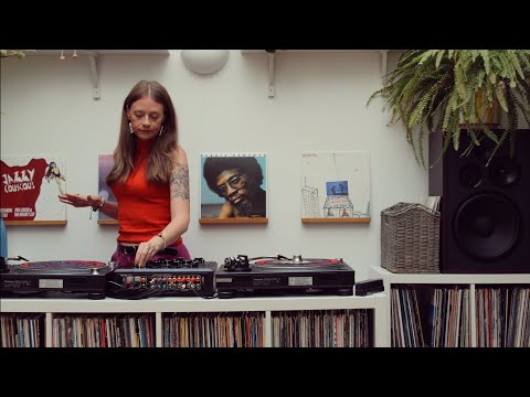 Tina Edwards Loves To Boogie (Disco | Funk | Global) Vinyl DJ Mix