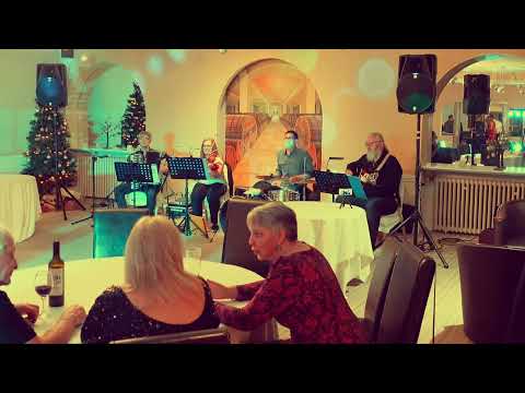 Furory Ceilidh Band Hogmanay - Virginia Reel