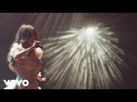 Videoclip de Ellas Soy Yo (En Vivo Desde La Arena Ciudad De México) — Gloria Trevi