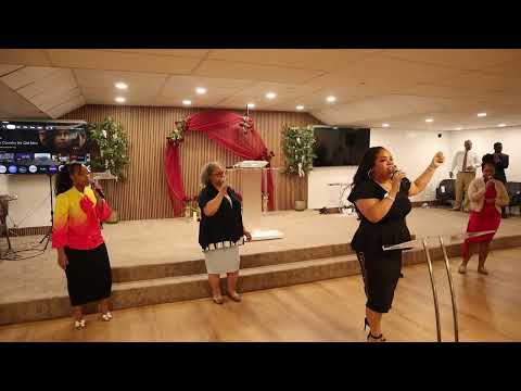 Coro Jehová Shalom - Bondad De Dios (Goodness of God by CeCe Winans)