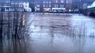 preview picture of video 'BEWDLEY FLOOD FEB9TH 2014 PART 4'