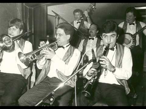 Lazy City Jazzband 1988 - Down among the sheltering palms