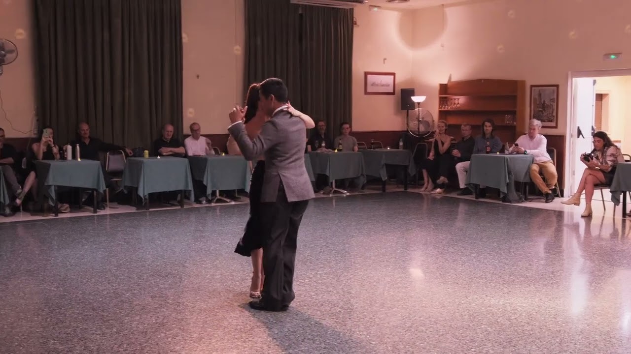 Victoria Olivella i Agustin Rojas, abril 2024 Milonga Casa València, Bcn