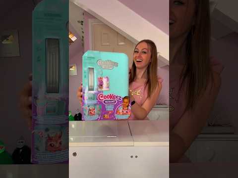 [ASMR] UNBOXING THE *NEW* MYSTERY COOKEEZ MAKERY *FREEZY FRIDGE!!*🫢🥶❄️⁉️ (MUST SEE!!😵) #Shorts