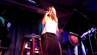 Julie Roberts - Bones (Live)