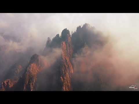 Huang Shan - Yellow Mountains in China