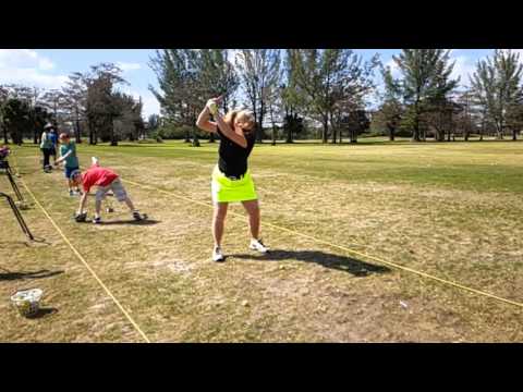 Terhi's near-to-perfect golf shot