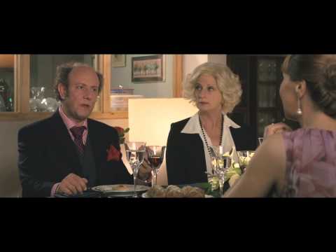 download lagu mp3 mp4 Un Boss In Salotto Streaming, download lagu Un Boss In Salotto Streaming gratis, unduh video klip Un Boss In Salotto Streaming
