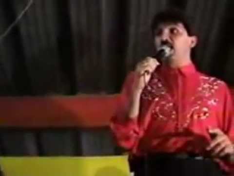 EL ULTIMO DISGUSTO EN VIVO