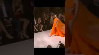 Personalidade Sherri hill