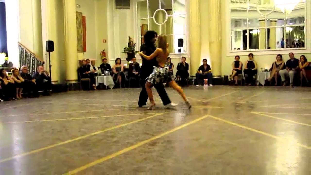 Sebastián Arce &  Mariana Montes   En el lago azul José Baso   Floreal Ruiz   ZARAGOZA ENERO 2010