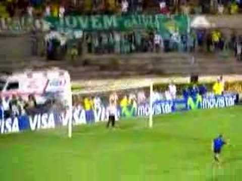 Goiás 3 x 0 Newell´s Old Boys - Gol do Romerito