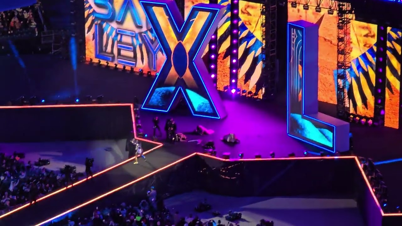 WrestleMania XL Night 2- Bayley Entrance #WWE #WrestleManiaXL #WrestleMania