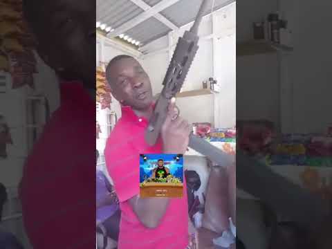 jamaican gun man 😳😳😳😳 #viral #gun #jamaica #viral #video