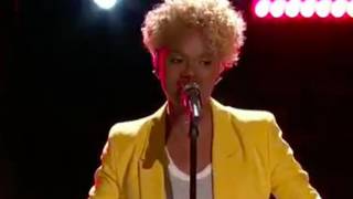 Vanessa Ferguson sings ‘Doo Wop (That Thing)’ on The Voice 2017 Top 10