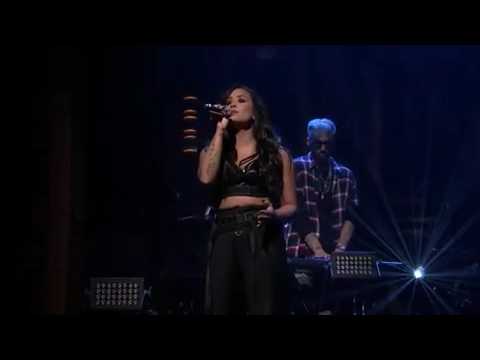 Demi Lovato feat Cheat Codes - No Promises Jimmy Fallon [Live]