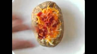 Breakfast Baked Potato (Idaho Surprise)