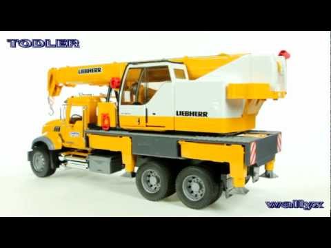 Bruder 02818 MACK Granite z dzwigiem Liebherr