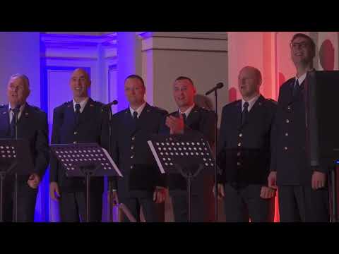 Vivat Croatia - Varaždinski tamburaški orkestar i Klapa Sv.Juraj HRM