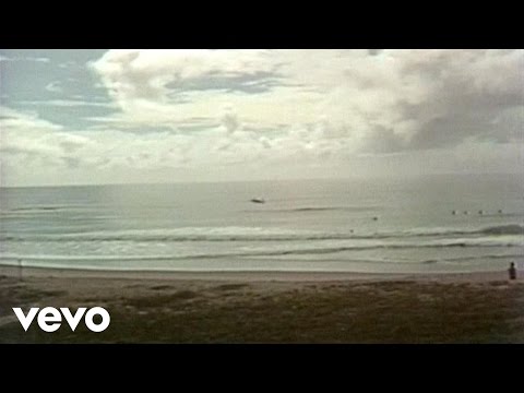 É Doce Morrer no Mar - Clara Nunes