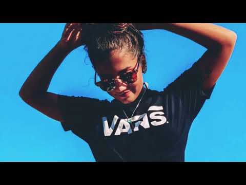 Le Shuuk feat. Emma Carn - Take My Hand (eSQUIRE Remix)