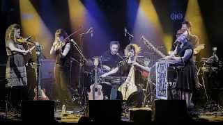 Moulettes - Lady Vengeance (Live in Paris)