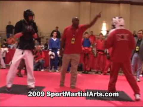 Unknown v Jack Boone - 16-17 boys point sparring - 2009 Diamond Nationals