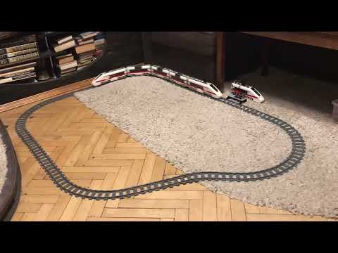 Lego 7897 Passenger Train