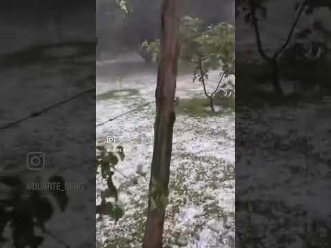 Na quarta-feira, 12, uma forte chuva de granizo atingiu o município de Mato Rico (PR).