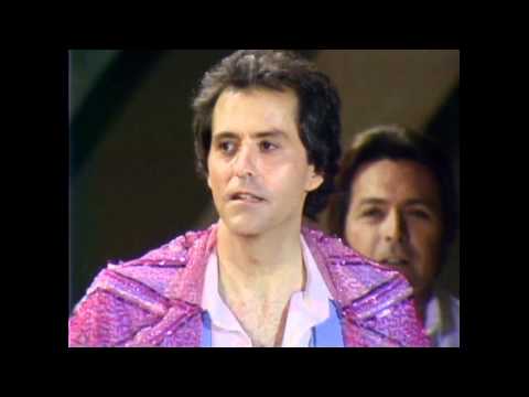 R.C. Bannon Wins Top New Male Vocalist - ACM Awards 1980