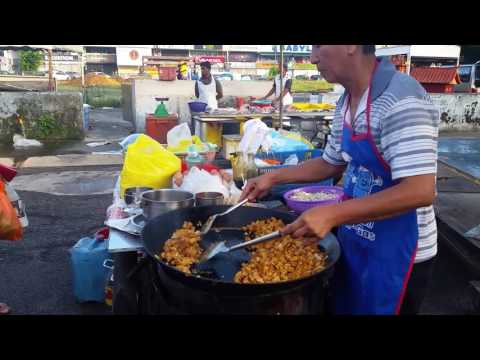 Pan Fried Raddish Cake Hawker In Action
