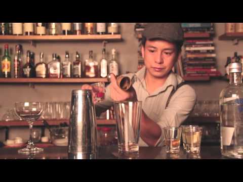 Cocktailians Series - How to make Aviation!