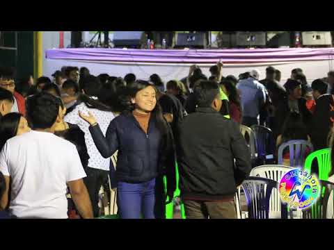 ////SENSUAL KARICIA - EL COCHE DE SU MADRE////