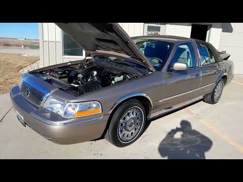 2003 Mercury Grand Marquis (CC-1922877) for sale in Sioux Falls, South Dakota