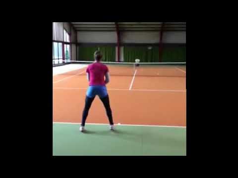 WTA player Vivian Heisen training with Spinfire Pro 2 tennis ball machine!