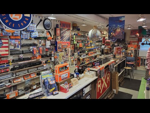 8 Minutes - Tour Layout & Hobby Shop at Corner Field Model Railroad Museum & Trading Post Train Shop